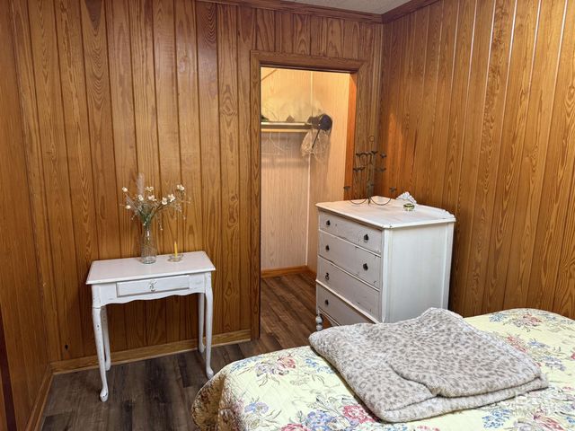 401 E Oak Street, Atmore, AL 36502