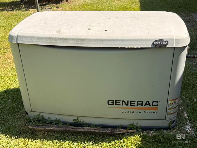 401 E Oak Street, Atmore, AL 36502