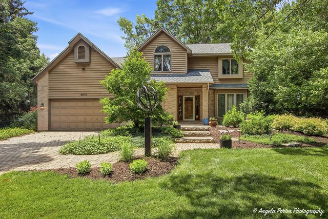 8919 Tahoe Lane, Spring Grove, IL 60081