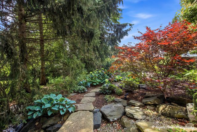 8919 Tahoe Lane, Spring Grove, IL 60081