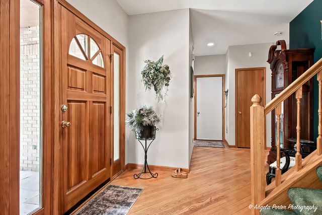 8919 Tahoe Lane, Spring Grove, IL 60081