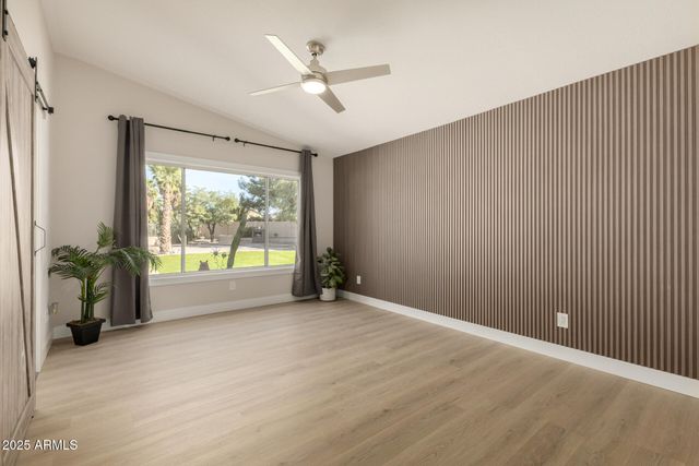 6152 W BLACKHAWK Drive, Glendale, AZ 85308