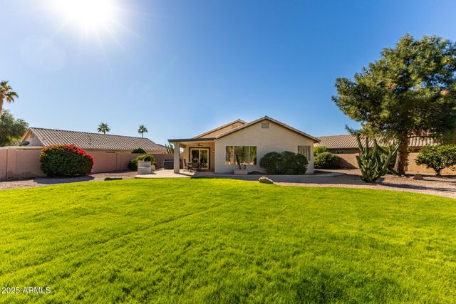 6152 W BLACKHAWK Drive, Glendale, AZ 85308