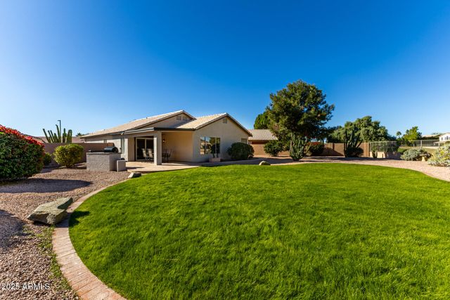 6152 W BLACKHAWK Drive, Glendale, AZ 85308