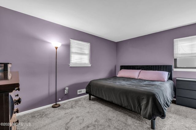 47 Darien Road, Howell, NJ 07731