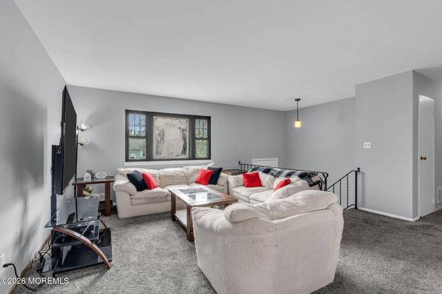 47 Darien Road, Howell, NJ 07731