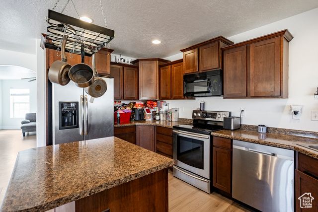 4043 E OAKLAND HILLS DR, Eagle Mountain, UT 84005