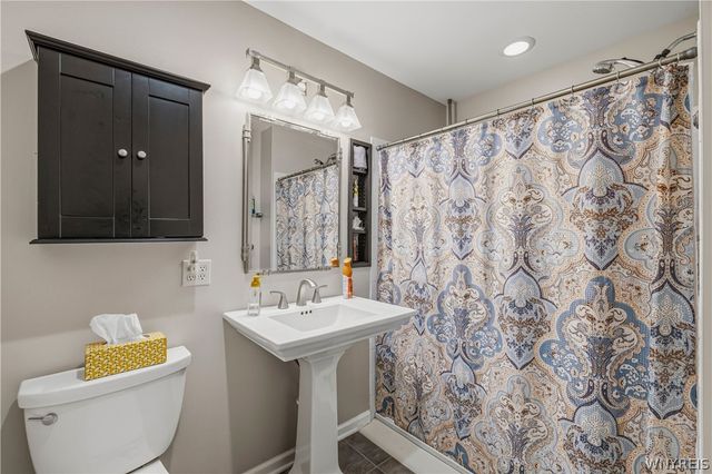 259 White Oak Terrace, Grand Island, NY 14072