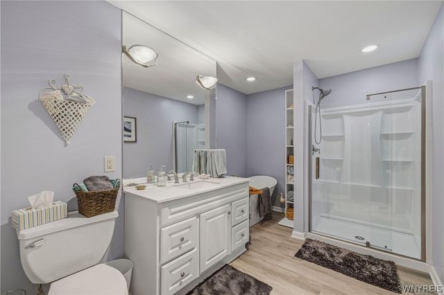 259 White Oak Terrace, Grand Island, NY 14072