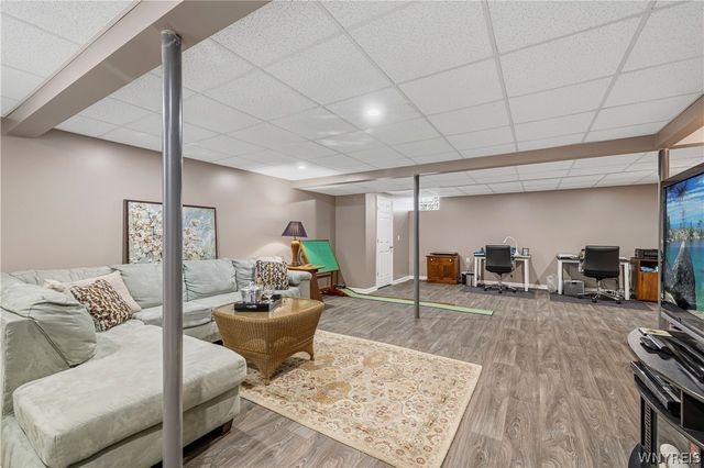 259 White Oak Terrace, Grand Island, NY 14072