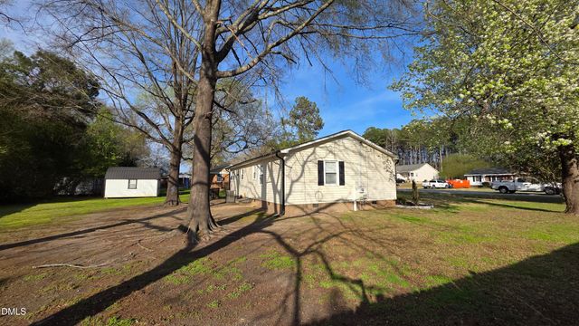 1108 S 6th Street, Lillington, NC 27546