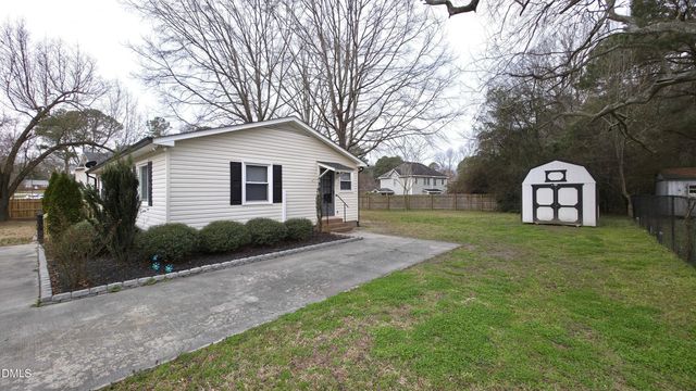 1108 S 6th Street, Lillington, NC 27546