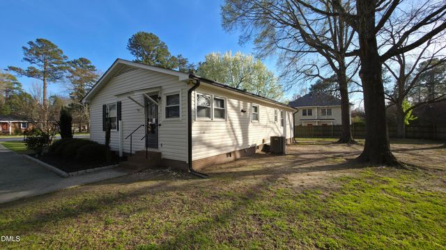 1108 S 6th Street, Lillington, NC 27546