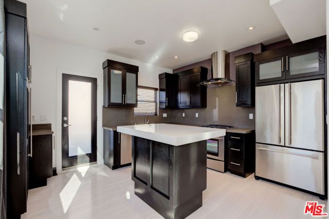 932 S Shenandoah Street 3, Los Angeles, CA 90035
