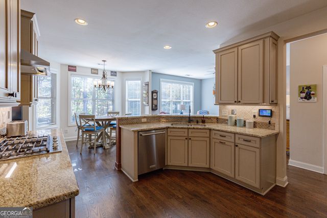 12 Race Point Way, Sharpsburg, GA 30277