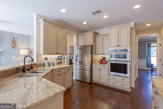 12 Race Point Way, Sharpsburg, GA 30277