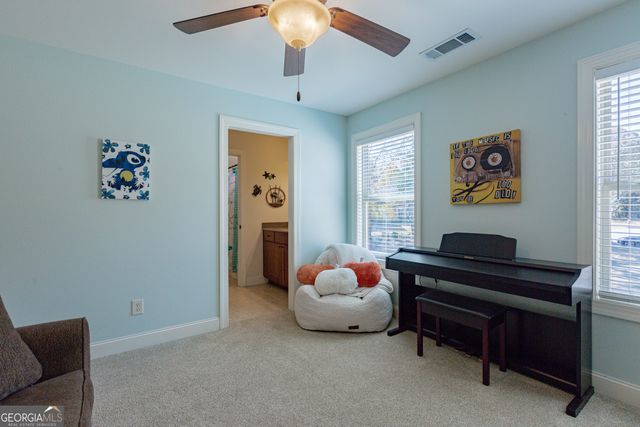 12 Race Point Way, Sharpsburg, GA 30277