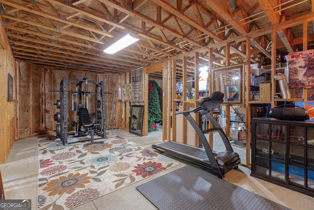 12 Race Point Way, Sharpsburg, GA 30277