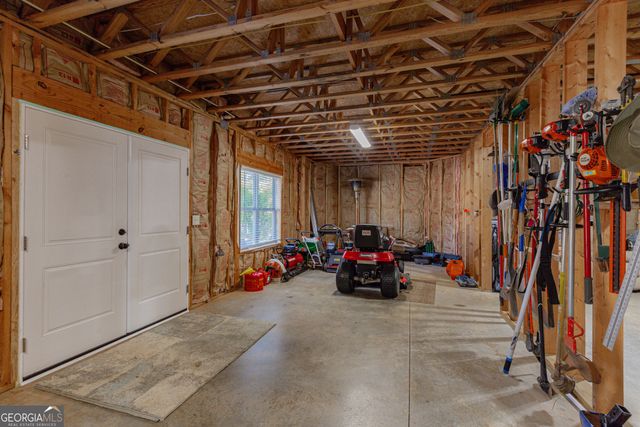 12 Race Point Way, Sharpsburg, GA 30277