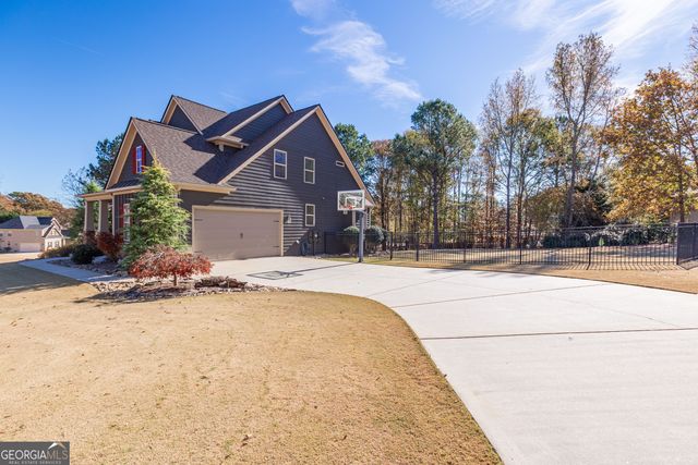 12 Race Point Way, Sharpsburg, GA 30277