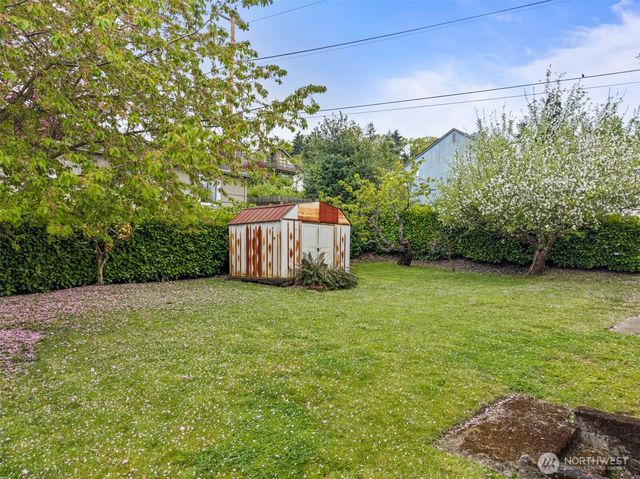 8403 S 120th St, Seattle, WA 98178