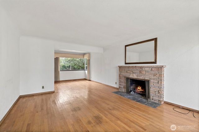 8403 S 120th St, Seattle, WA 98178