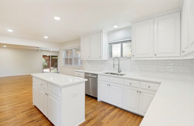5820 Forest Lane, Dallas, TX 75230