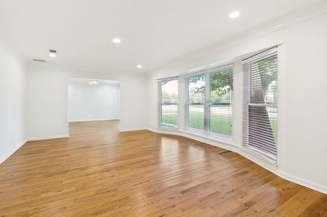 5820 Forest Lane, Dallas, TX 75230