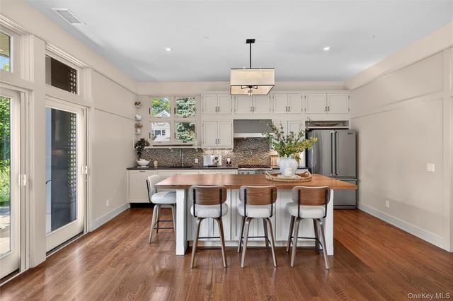 10 Sherman Avenue, Dobbs Ferry, NY 10522