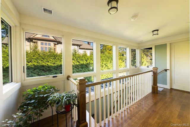 10 Sherman Avenue, Dobbs Ferry, NY 10522
