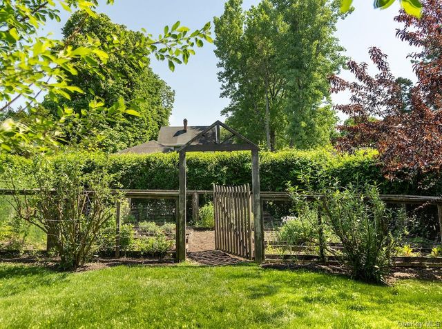 10 Sherman Avenue, Dobbs Ferry, NY 10522