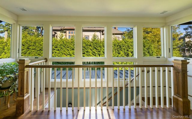 10 Sherman Avenue, Dobbs Ferry, NY 10522