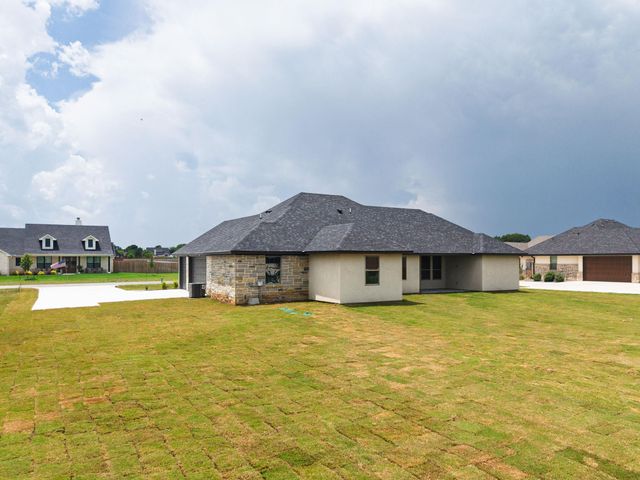 11043 Eagle Walk BLVD, Salado, TX 76571