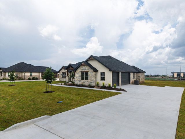 11043 Eagle Walk BLVD, Salado, TX 76571