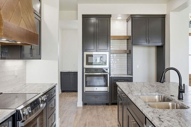 11043 Eagle Walk BLVD, Salado, TX 76571