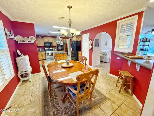 4421 Magnolia Road, Marianna, FL 32448