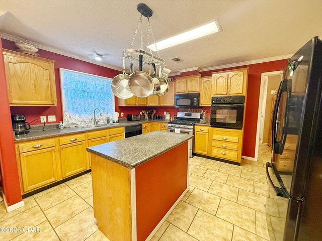 4421 Magnolia Road, Marianna, FL 32448