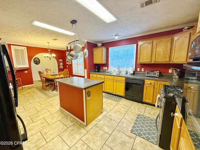 4421 Magnolia Road, Marianna, FL 32448