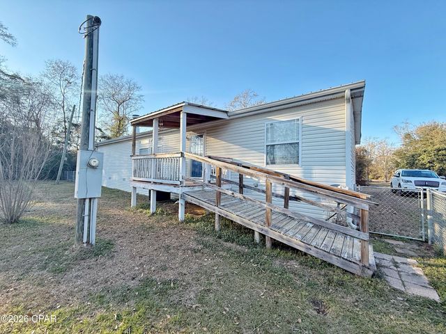 4421 Magnolia Road, Marianna, FL 32448