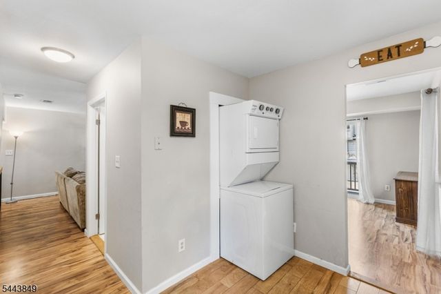 5 Garden Ct, Roxbury Twp., NJ 07876