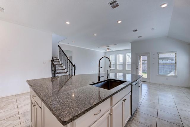 2315 Ocean Pass Lane, Richmond, TX 77469