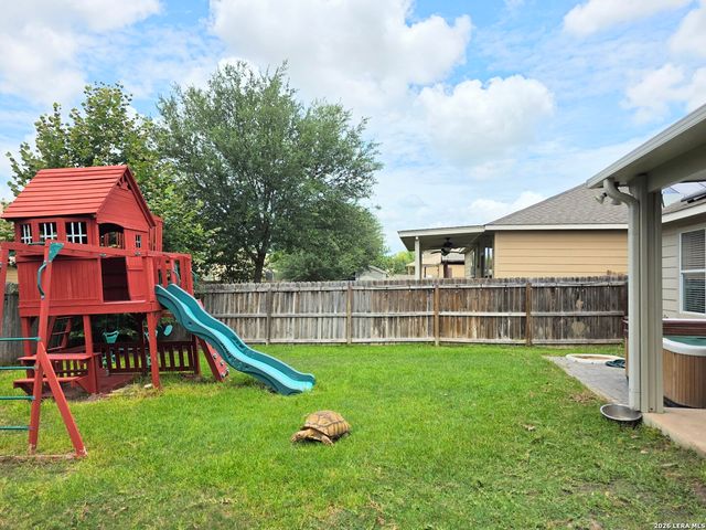 3711 PAINTED TRACKS, Selma, TX 78154