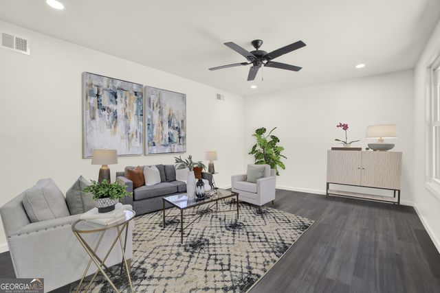 622 Pisgah Way, Calhoun, GA 30701