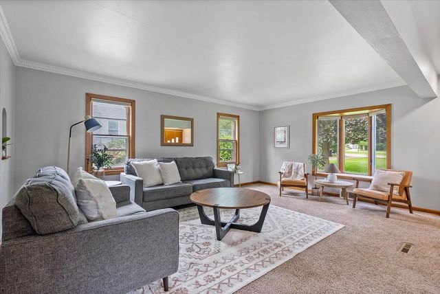 7838 N Sherman BOULEVARD, Brown Deer, WI 53209