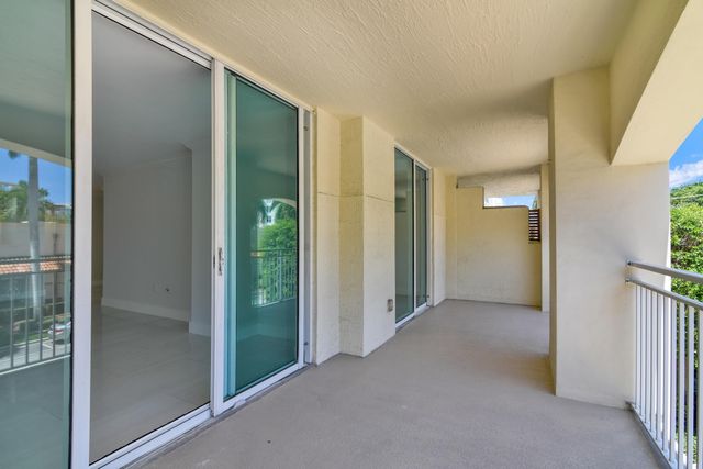 99 SE Mizner Boulevard 223, Boca Raton, FL 33432