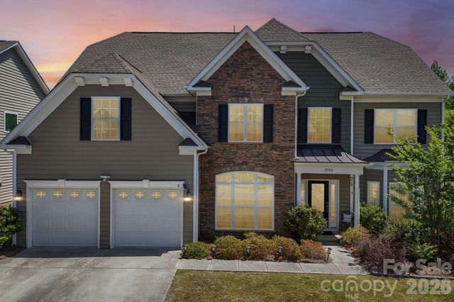 2006 Topaz Plaza, Davidson, NC 28036
