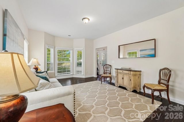 2006 Topaz Plaza, Davidson, NC 28036