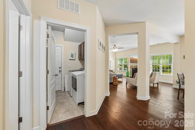 2006 Topaz Plaza, Davidson, NC 28036