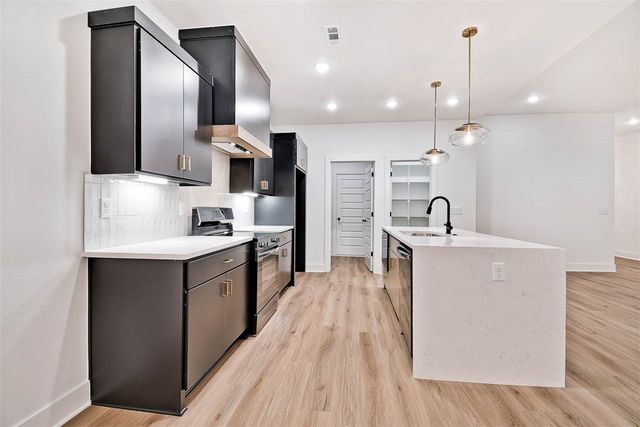 49 Eddleston Drive, Bella Vista, AR 72715