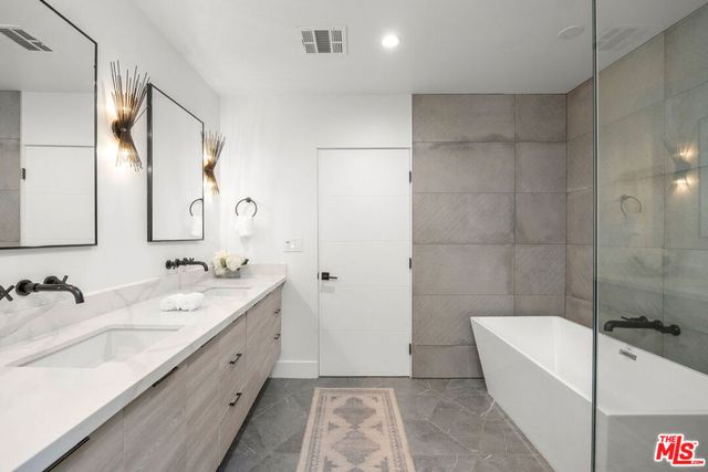 3925 Alla Road, Los Angeles, CA 90066